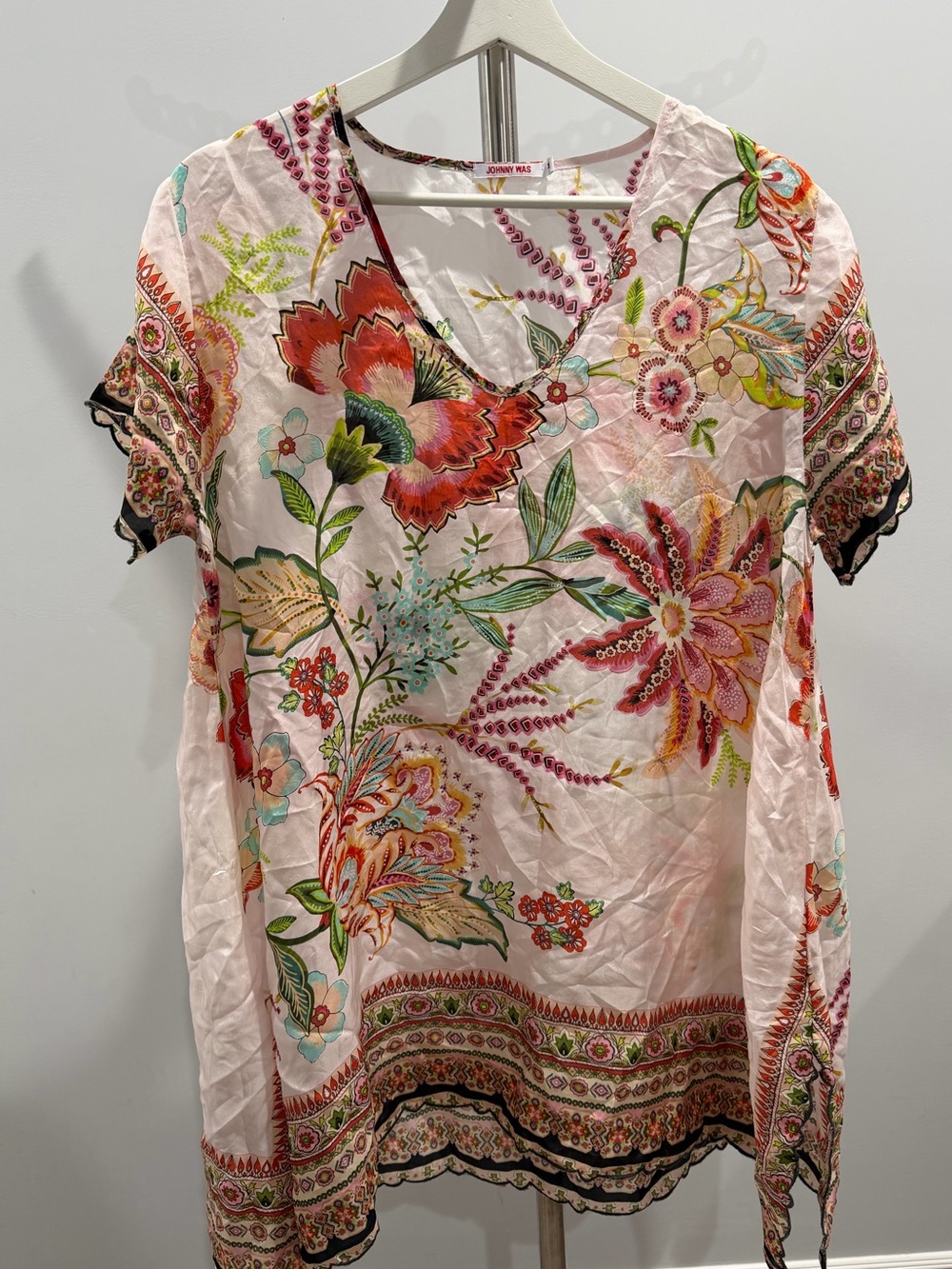 Johnny Was 100% Silk Tunic Top Blouse M Flowy Garden Botanical Cottagecore